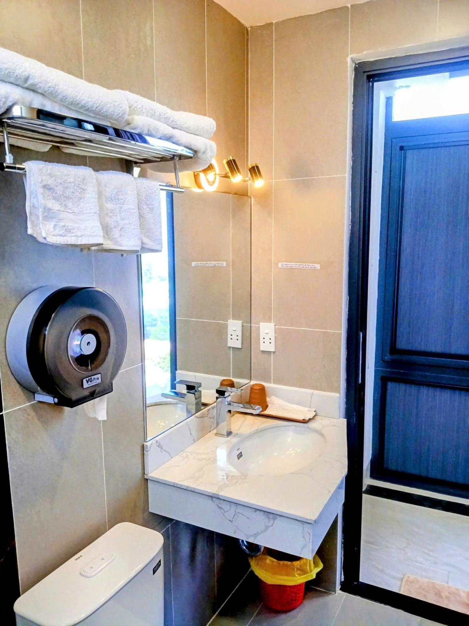 Mia Hotel Vung Tau Exterior photo